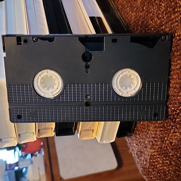 VHS TAPE - Picture 4 of 4
